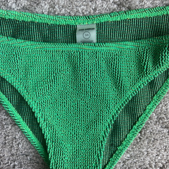 Good American bikini - Picture 2 of 9